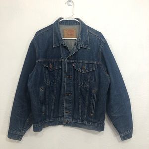 VINTAGE LEVI’S TYPE III TRUCKER JACKET SIZE 42